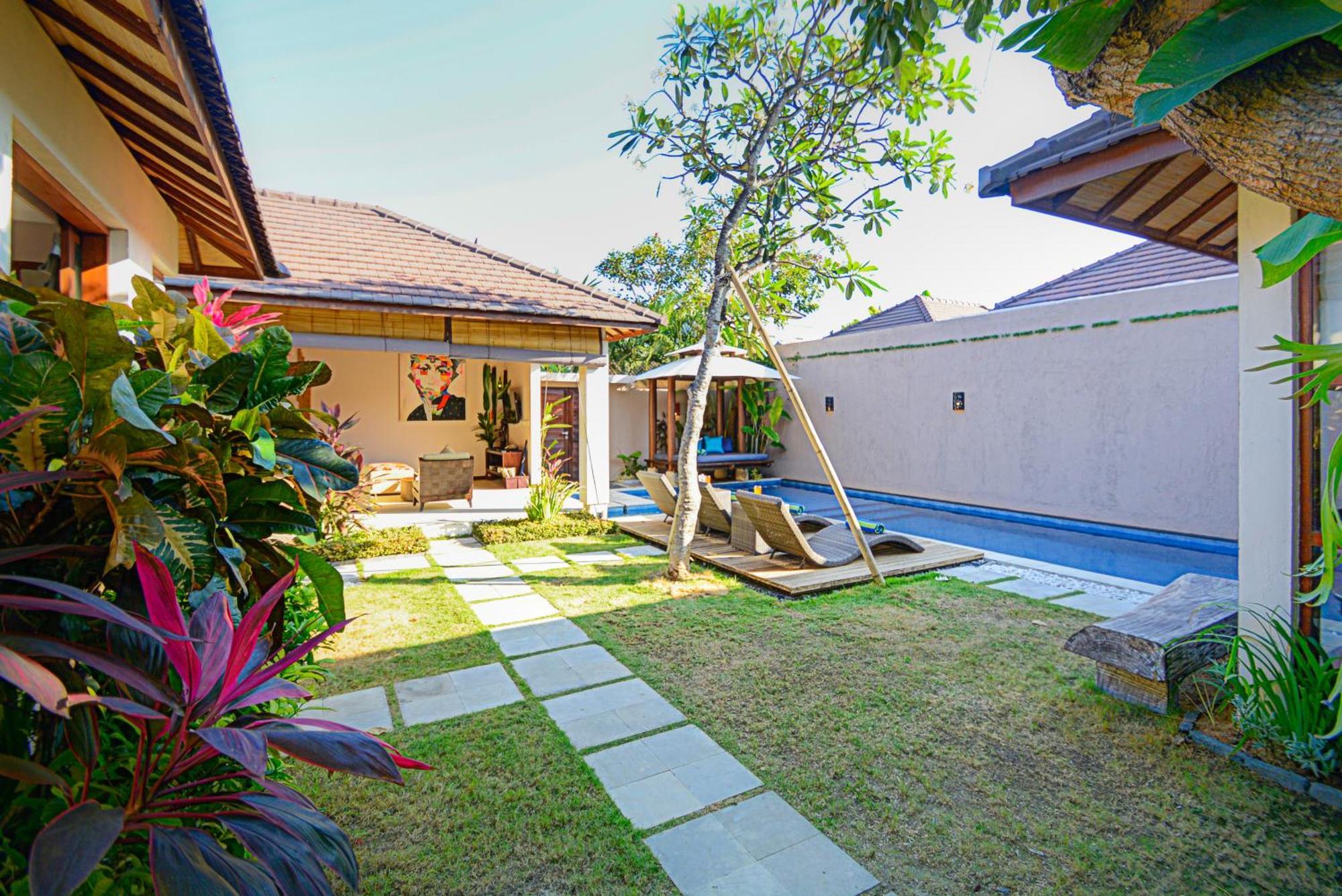 Samana Villas Legian Værelse billede
